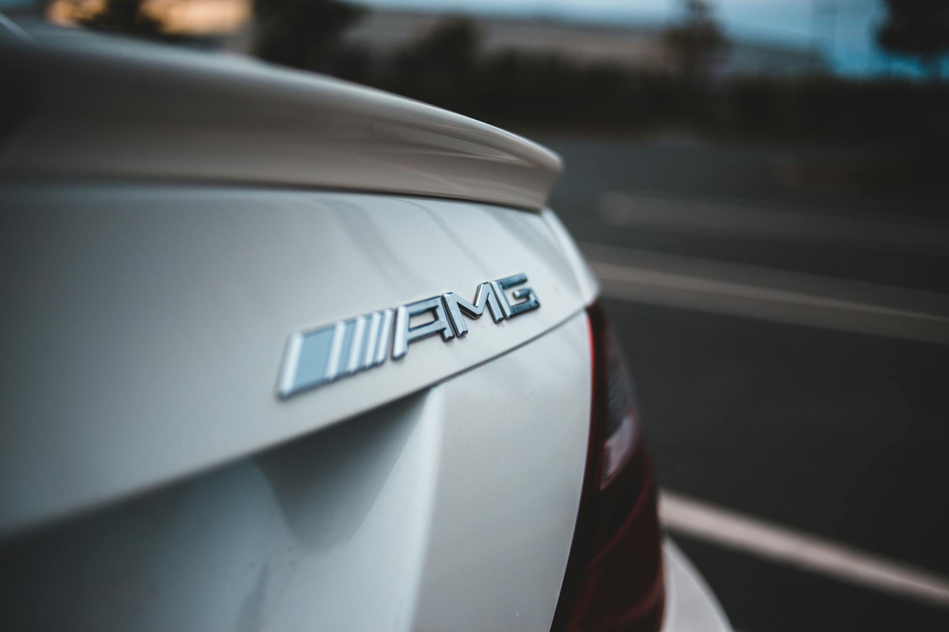 자동차 엠블럼 교체 레터링 제거 및 크롬 죽이기 랩핑 가격 매뉴얼