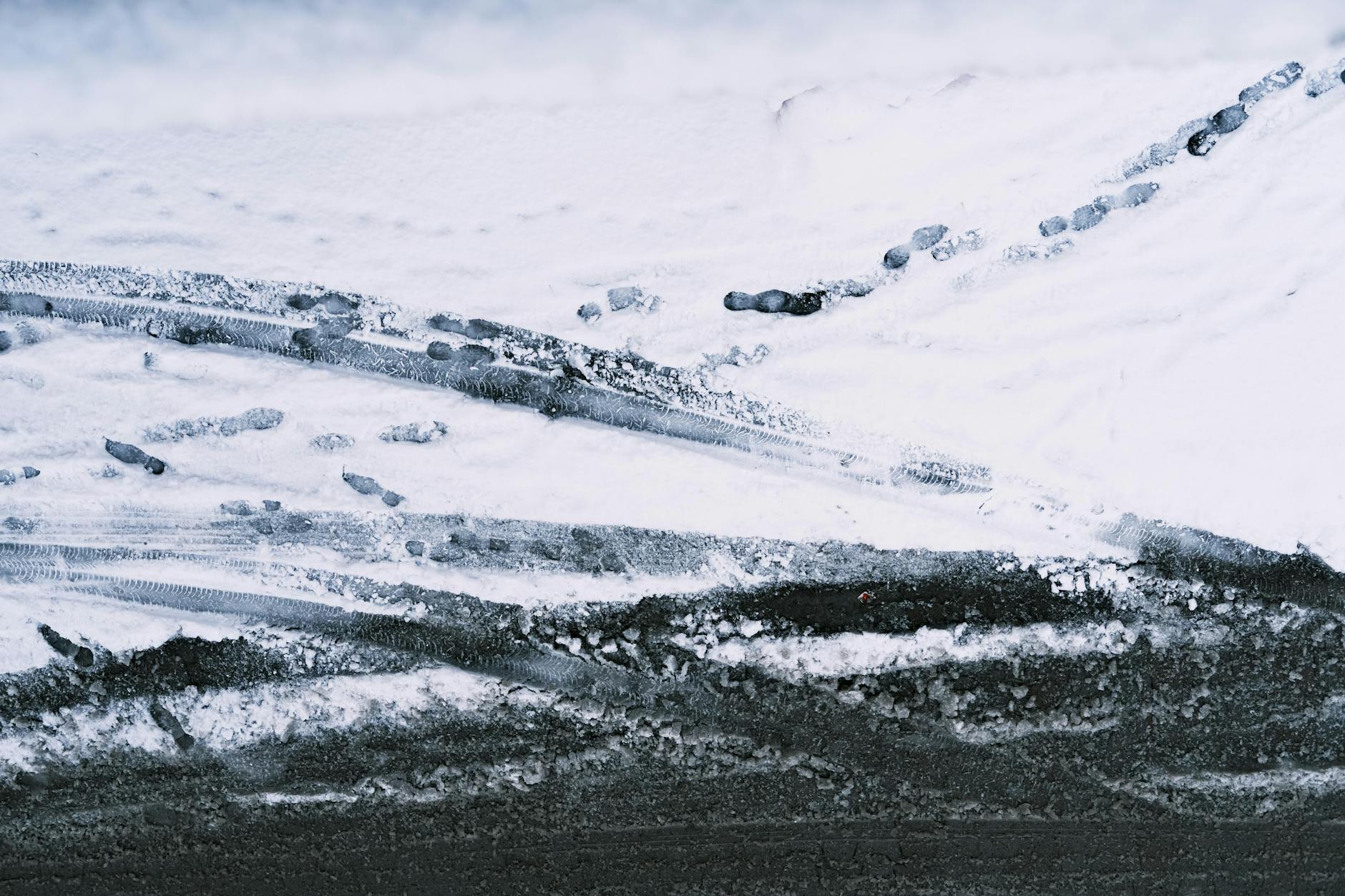 스노우 체인 종류별 장착 법 및 우레탄 스프레이형 성능 비교 매뉴얼