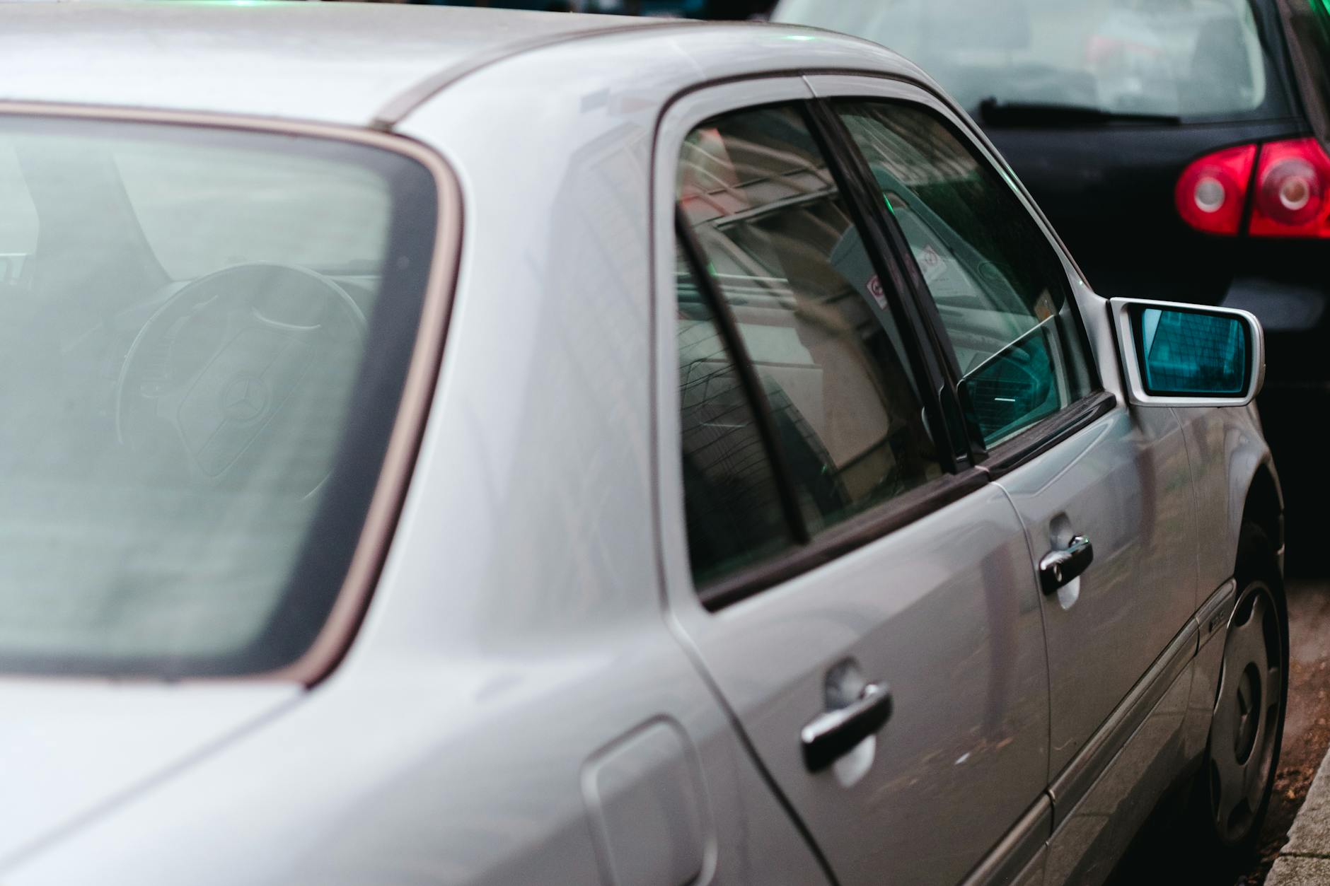 전동 사이드 미러 접힘 불량 구리스 관리 및 모터 수리 매뉴얼 가이드