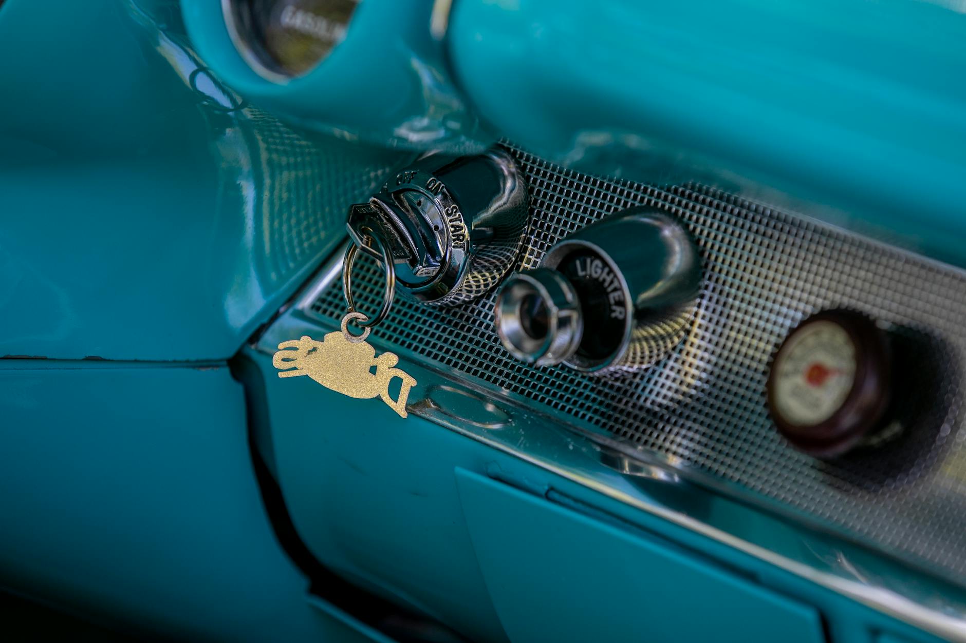 자동차 키 분실 시 스마트키 복사 비용 및 출장 차키 제작 매뉴얼 팁