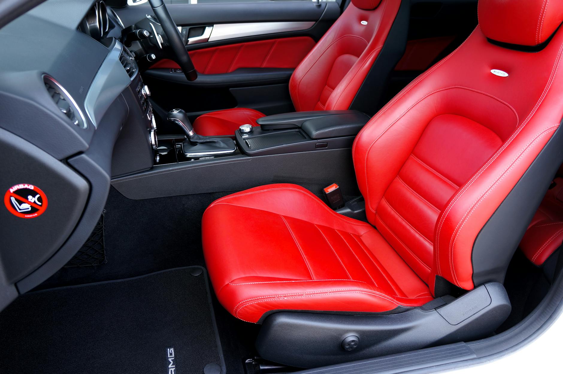 카시트 아이 연령별 교체 시기 및 ISOFIX 올바른 설치 매뉴얼 가이드